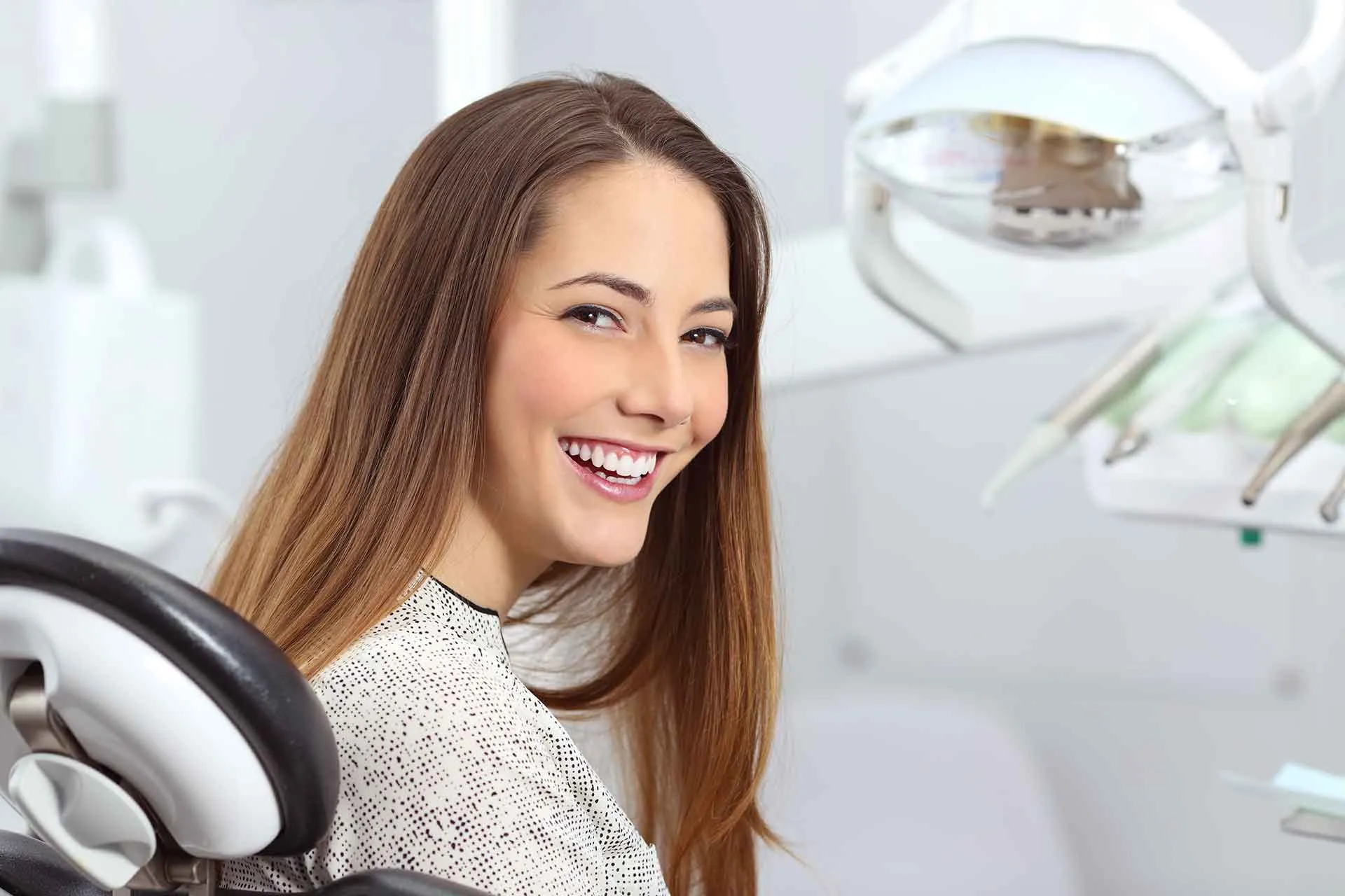 girl-at-orthodontist
